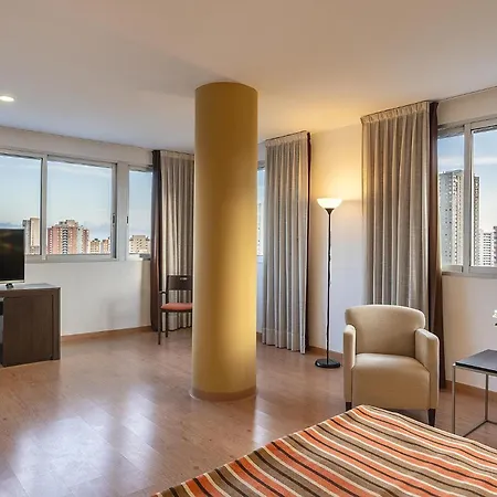 拉艾斯塔西昂酒店 酒店 4*