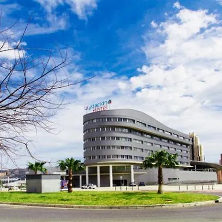 拉艾斯塔西昂酒店 酒店 4*