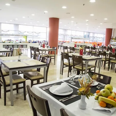 拉艾斯塔西昂酒店 4* 貝尼多姆