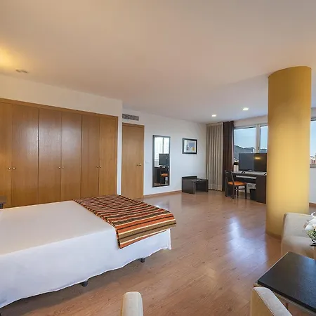 Ξενοδοχείο La Estacion Μπένιντορμ