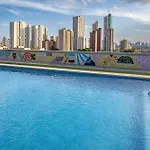 La Estacion 4*